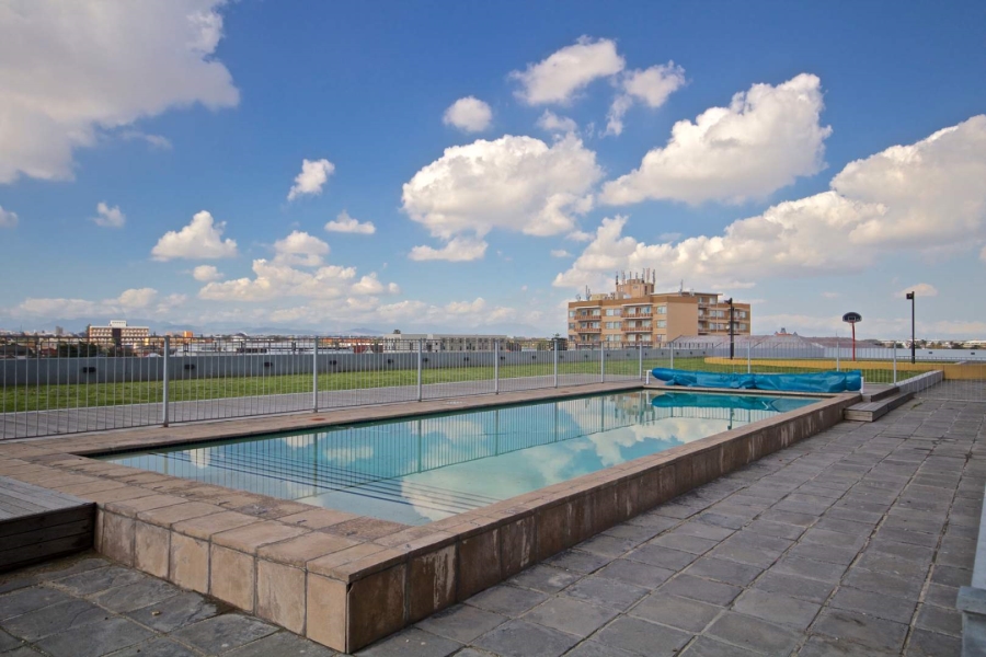 2 Bedroom Property for Sale in Townsend Estate Western Cape